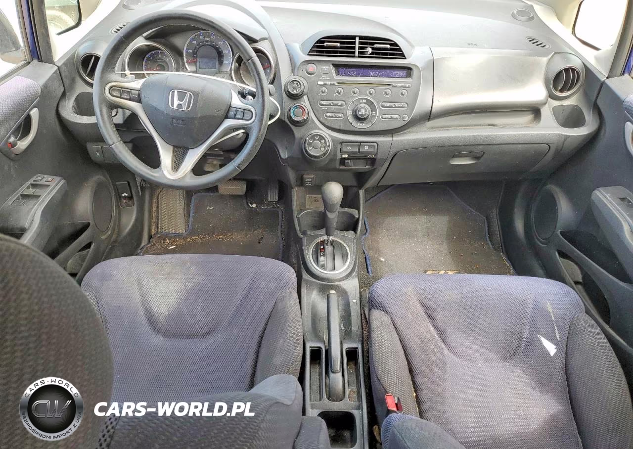 2013 Honda Fit Sport VIN:JHMGE8H57DC010560 - 8