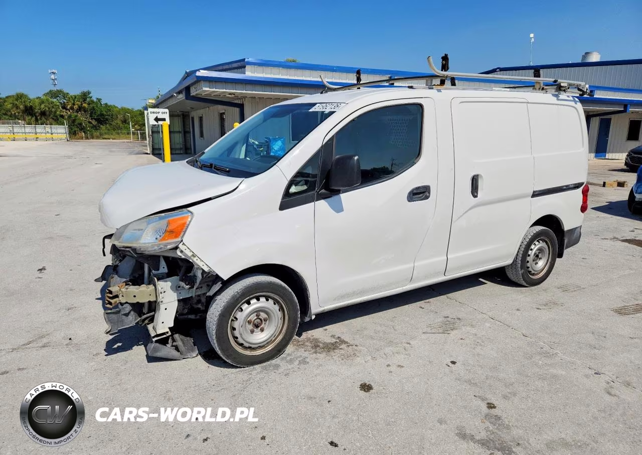 2015 Niss Nv200 S