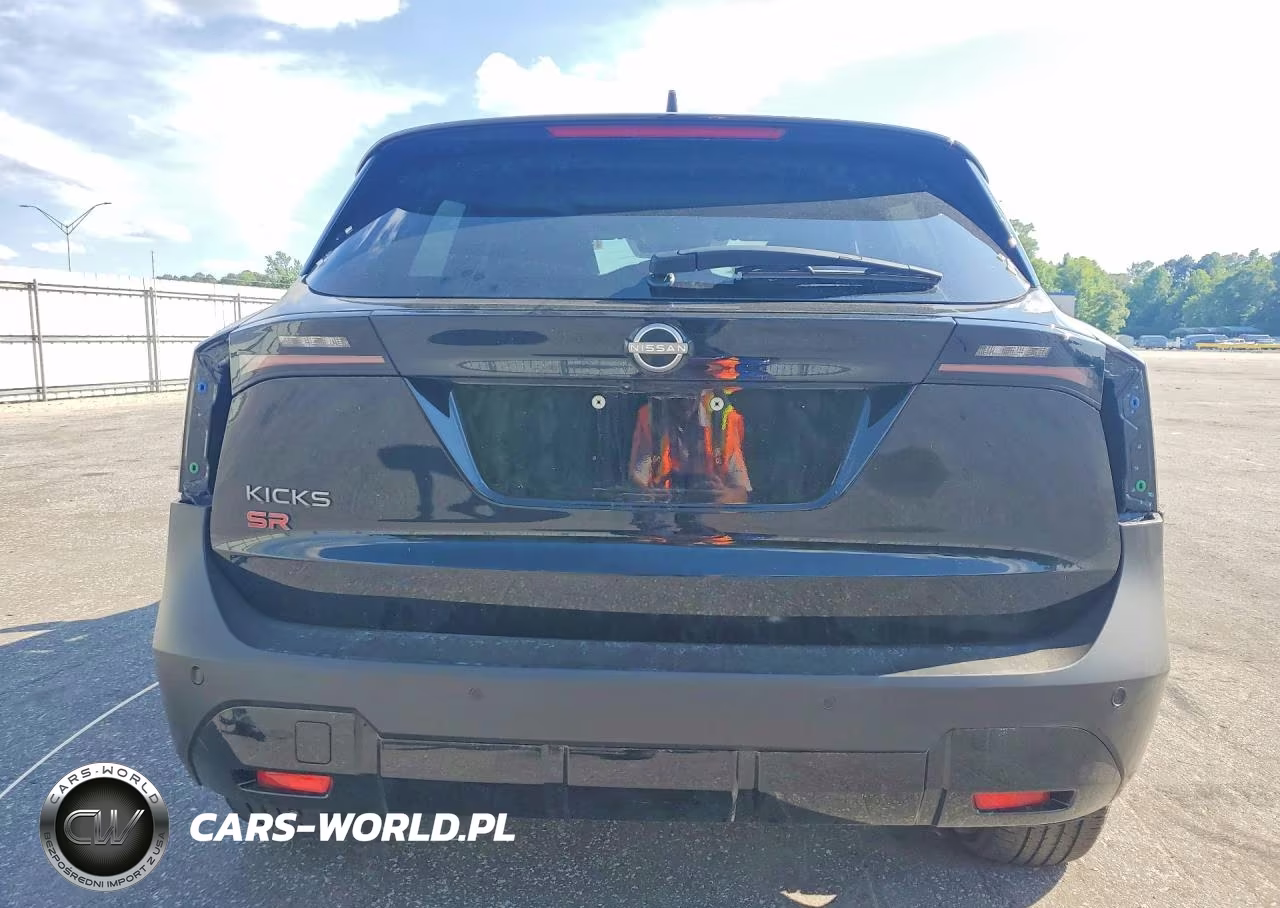 2025 Nissan Kicks Sr VIN:3N8AP6DC2SL310202 - 6