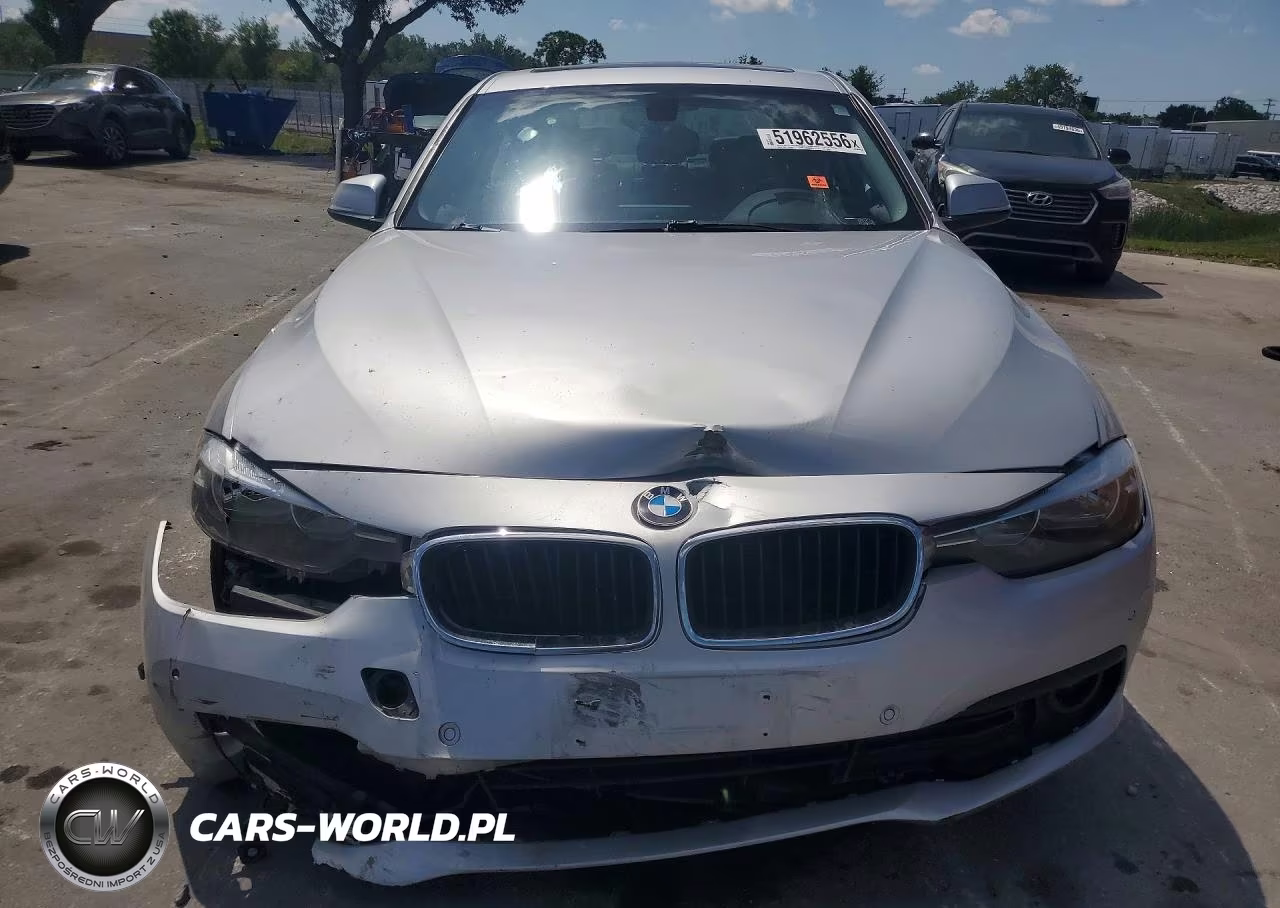 2017 BMW 320 Xi VIN:WBA8E5G52HNU23077 - 5