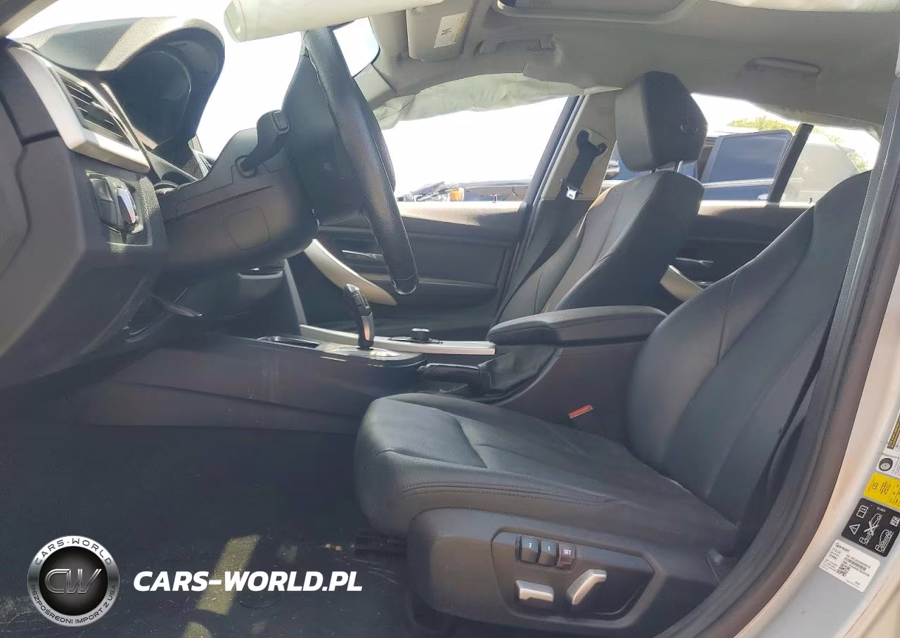 2017 BMW 320 Xi VIN:WBA8E5G52HNU23077 - 7