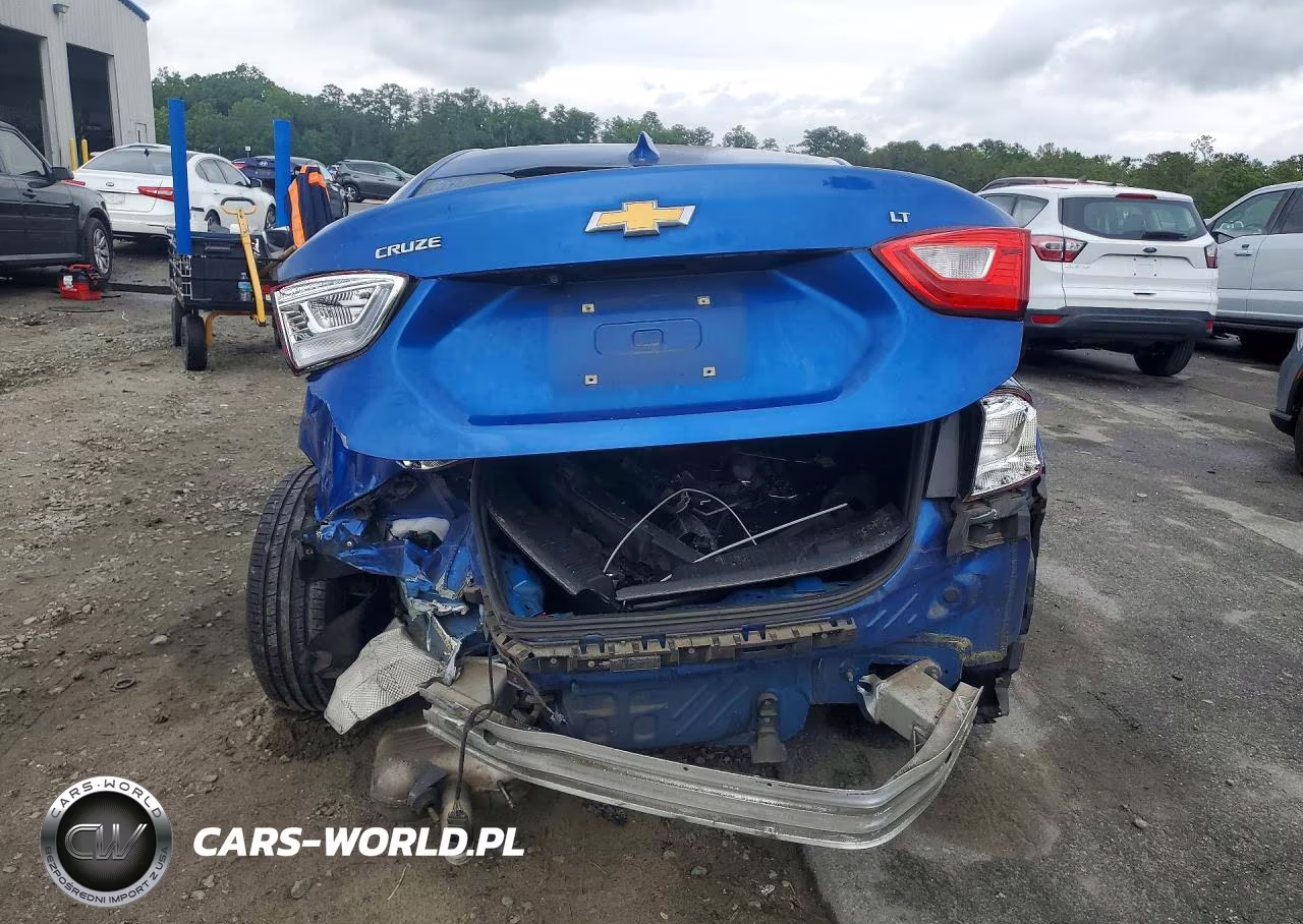2019 Chevrolet Cruze Lt VIN:1G1BE5SM2K7100434 - 6