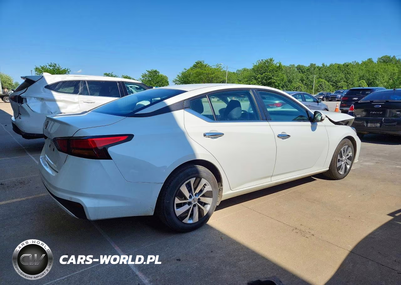2023 Nissan Altima S VIN:1N4BL4BV9PN325717 - 3