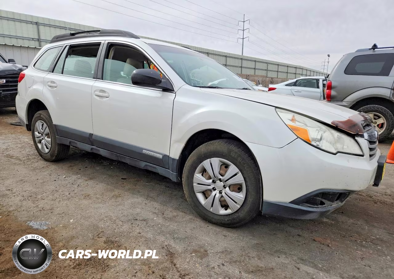 2010 Subaru Outback 2.5I VIN:4S4BRCAC5A3328924 - 4