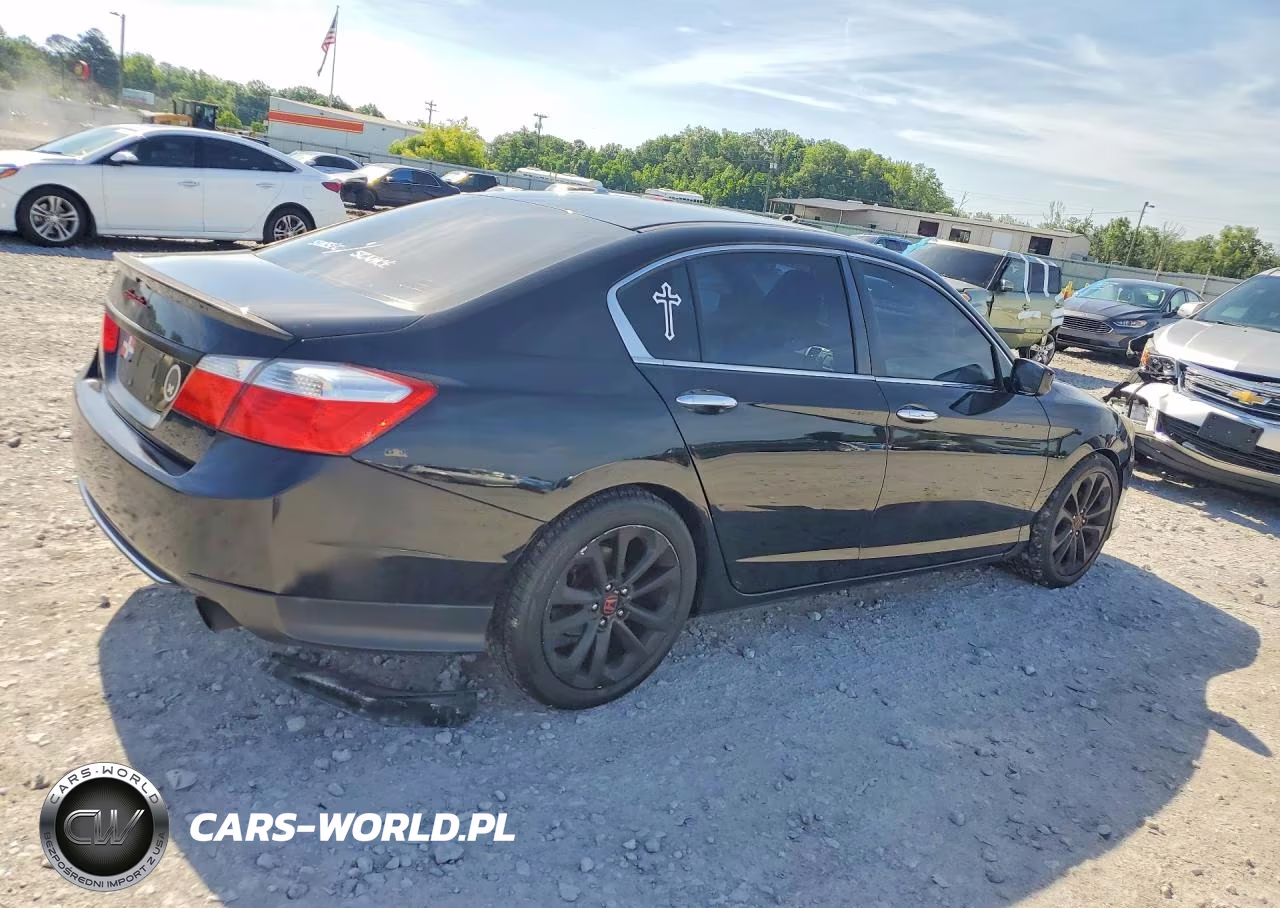 2015 Honda Accord Sport VIN:1HGCR2E52FA023271 - 3