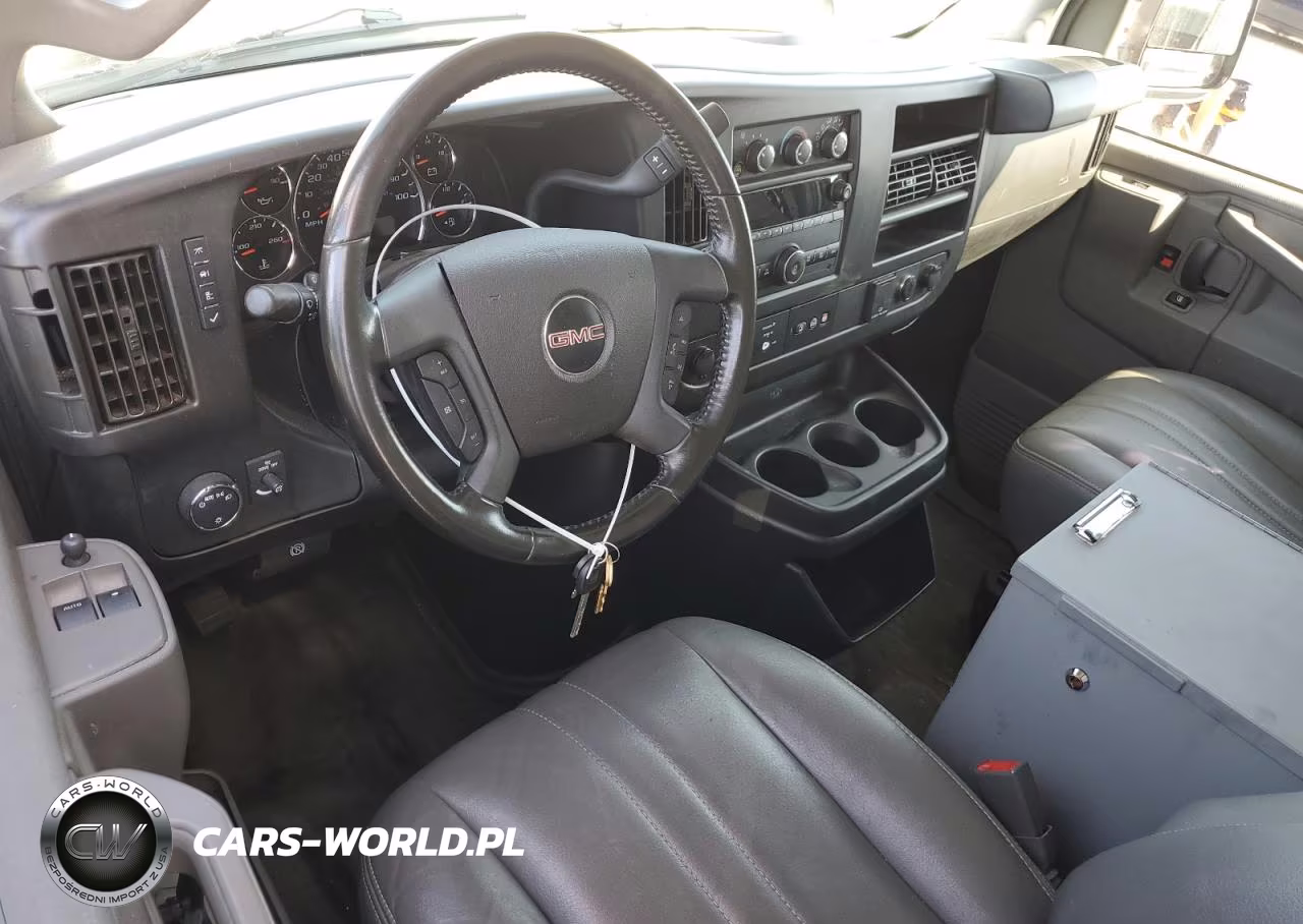 2020 GMC Savana G2500 VIN:1GTW7AFP9L1129384 - 8