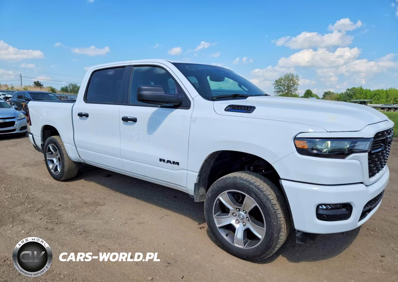 2025 Ram 1500 Tradesman VIN:1C6RRFGGXSN592796 - 4