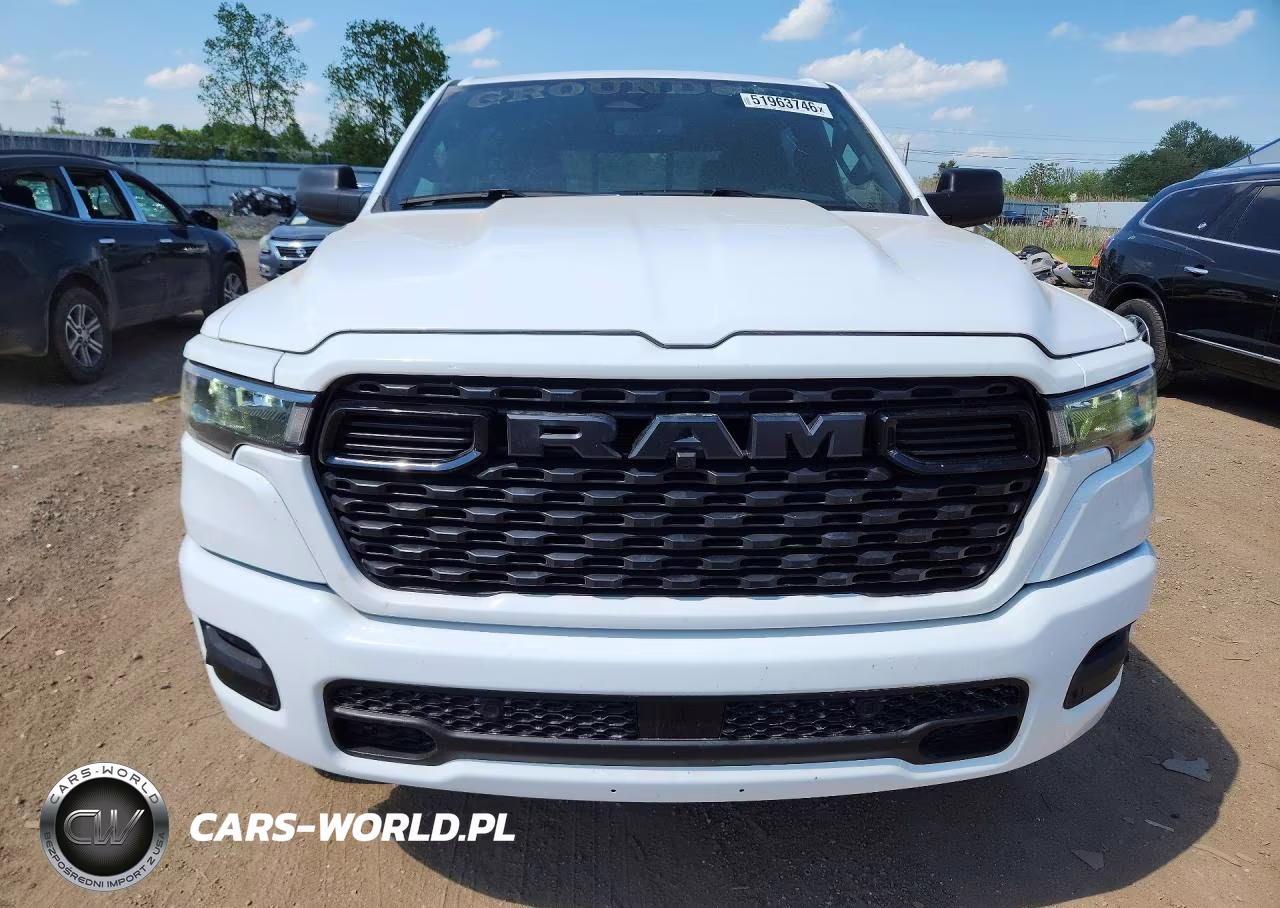 2025 Ram 1500 Tradesman VIN:1C6RRFGGXSN592796 - 5
