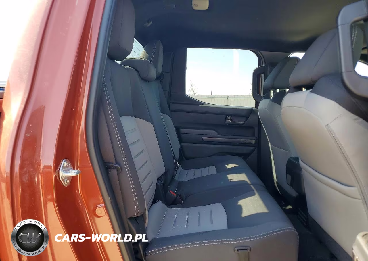 2025 Toyota Tacoma Trd Sport VIN:3TMLB5JN1SM178160 - 10