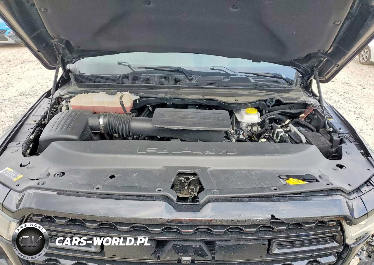 2025 Ram 1500 Tradesman VIN:1C6RRFCGXSN553731 - 12