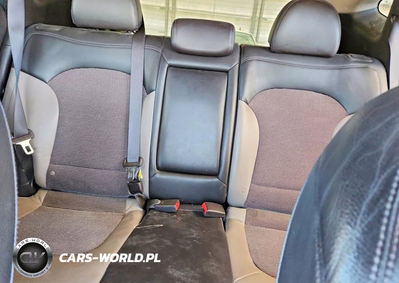 2011 Hyundai Tucson Gls VIN:KM8JUCAC5BU198908 - 10