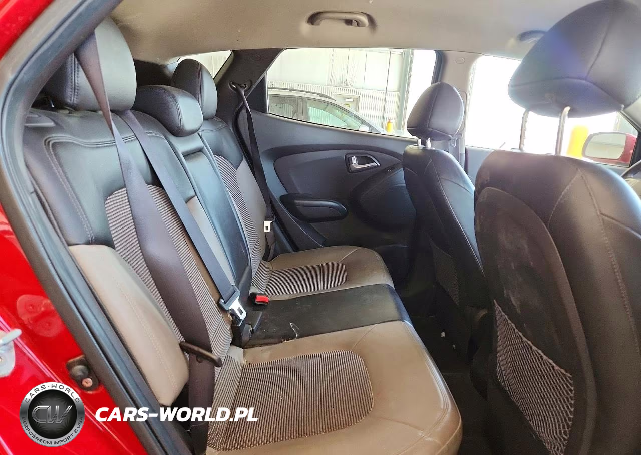 2011 Hyundai Tucson Gls VIN:KM8JUCAC5BU198908 - 11