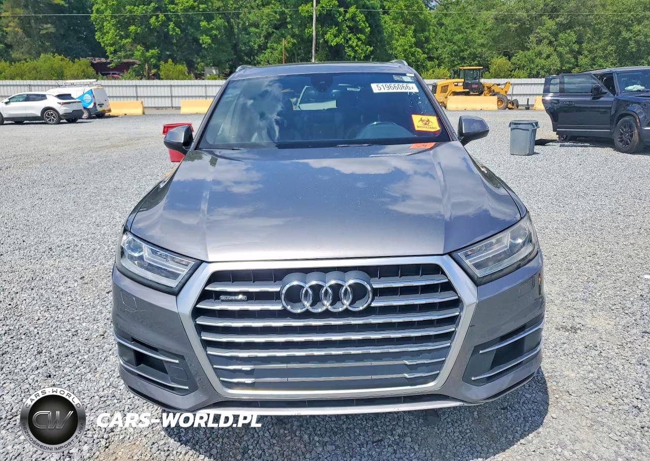 2017 Audi Q7 Premium VIN:WA1AHAF7XHD037241 - 5