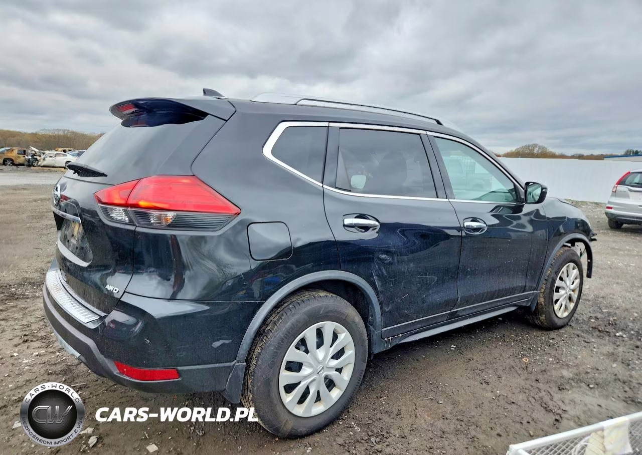 2017 Nissan Rogue S VIN:JN8AT2MV6HW275589 - 3