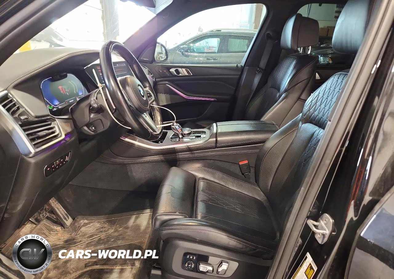 2019 BMW X5 xDrive50I VIN:5UXJU2C50KLN49466 - 7