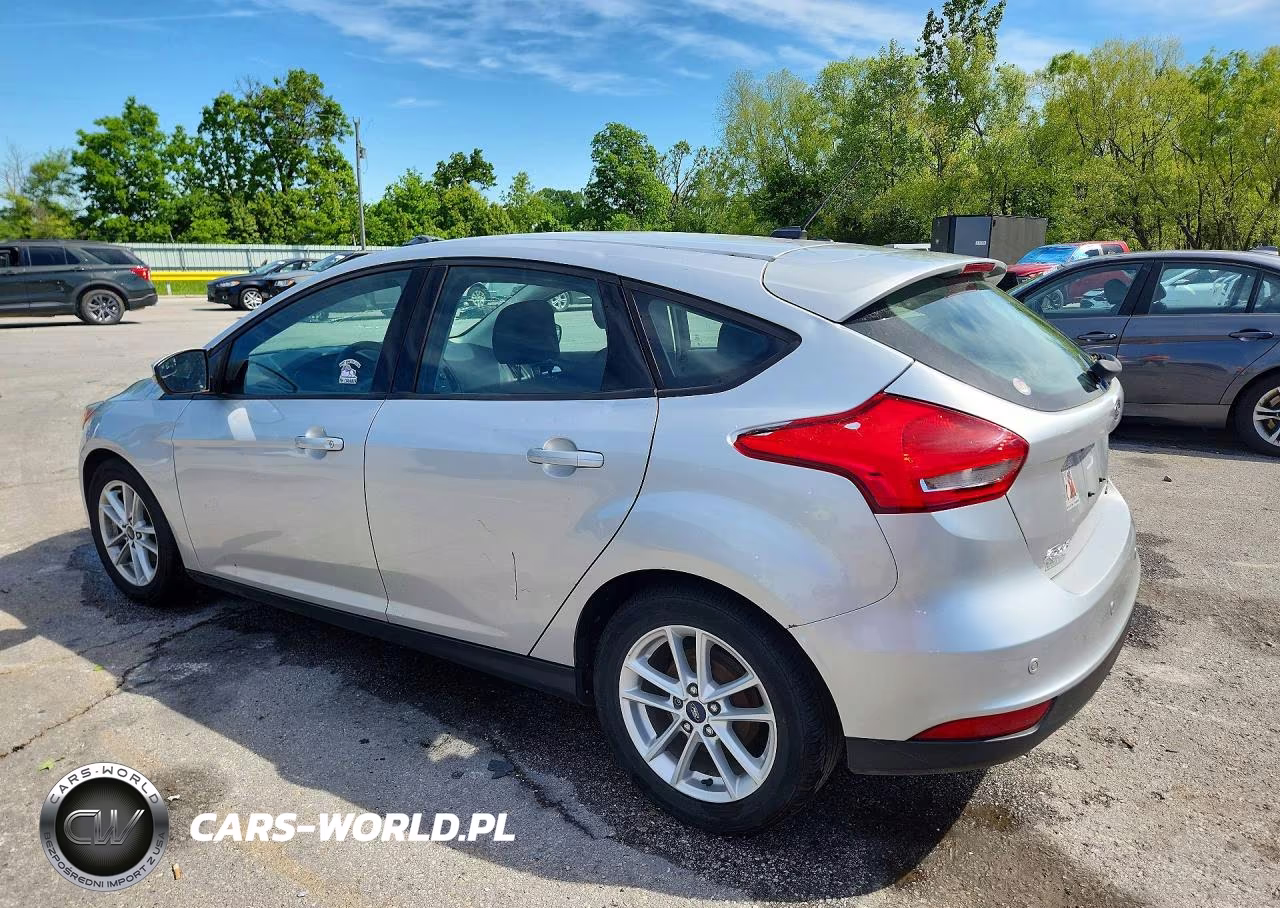 2016 Ford Focus Se VIN:1FADP3K23GL372413 - 2