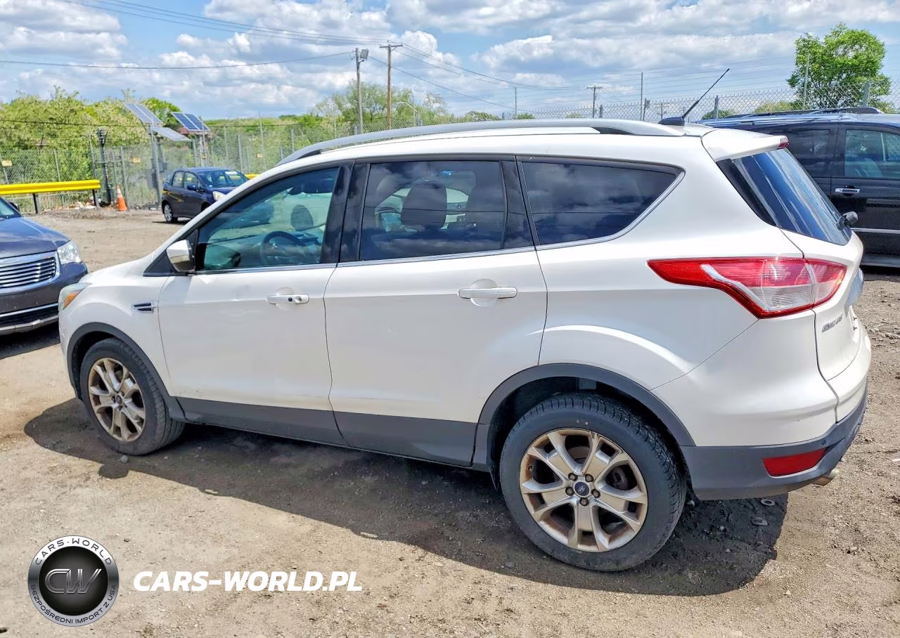 2016 Ford Escape Titanium VIN:1FMCU9J96GUC18560 - 2