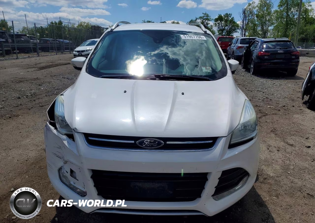 2016 Ford Escape Titanium VIN:1FMCU9J96GUC18560 - 5