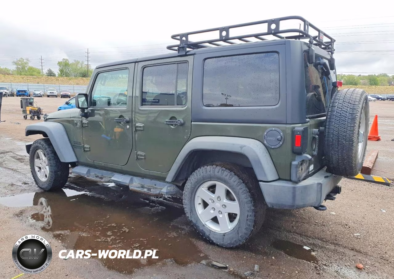 2015 Jeep Wrangler Unlimited Sport VIN:1C4BJWDGXFL728481 - 2
