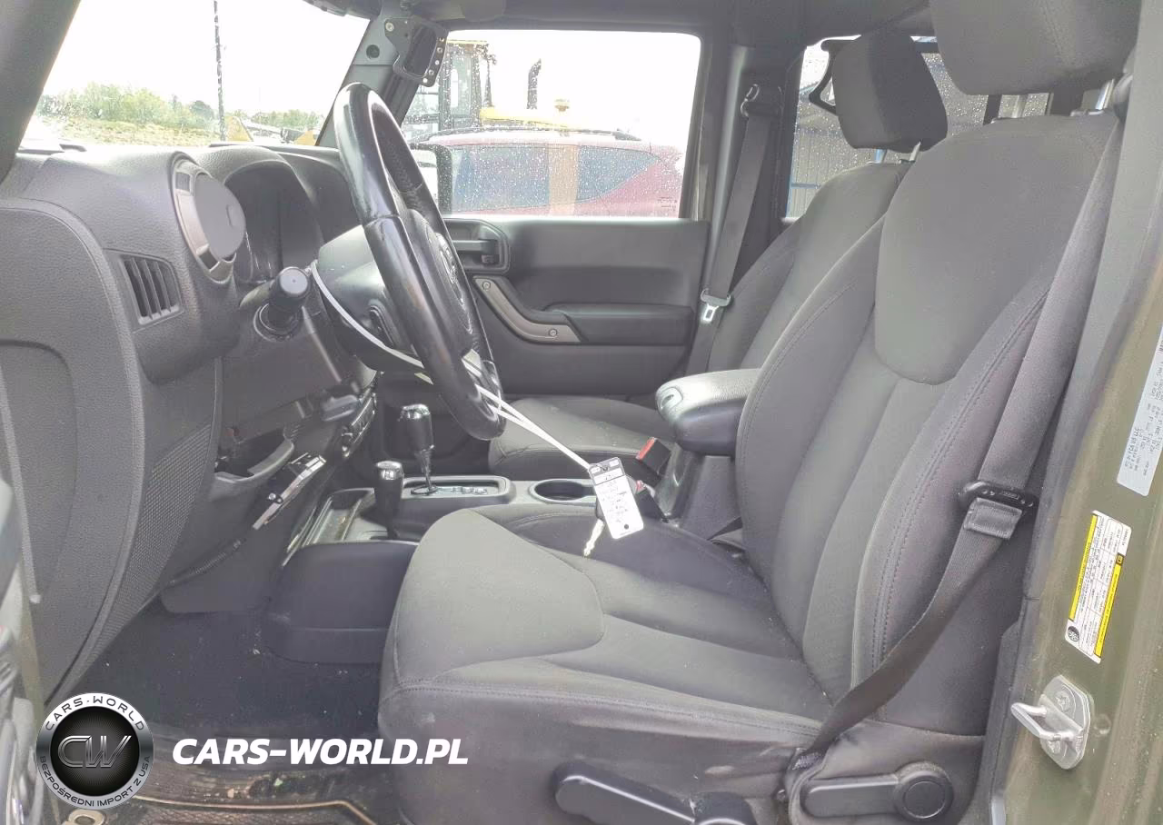 2015 Jeep Wrangler Unlimited Sport VIN:1C4BJWDGXFL728481 - 7