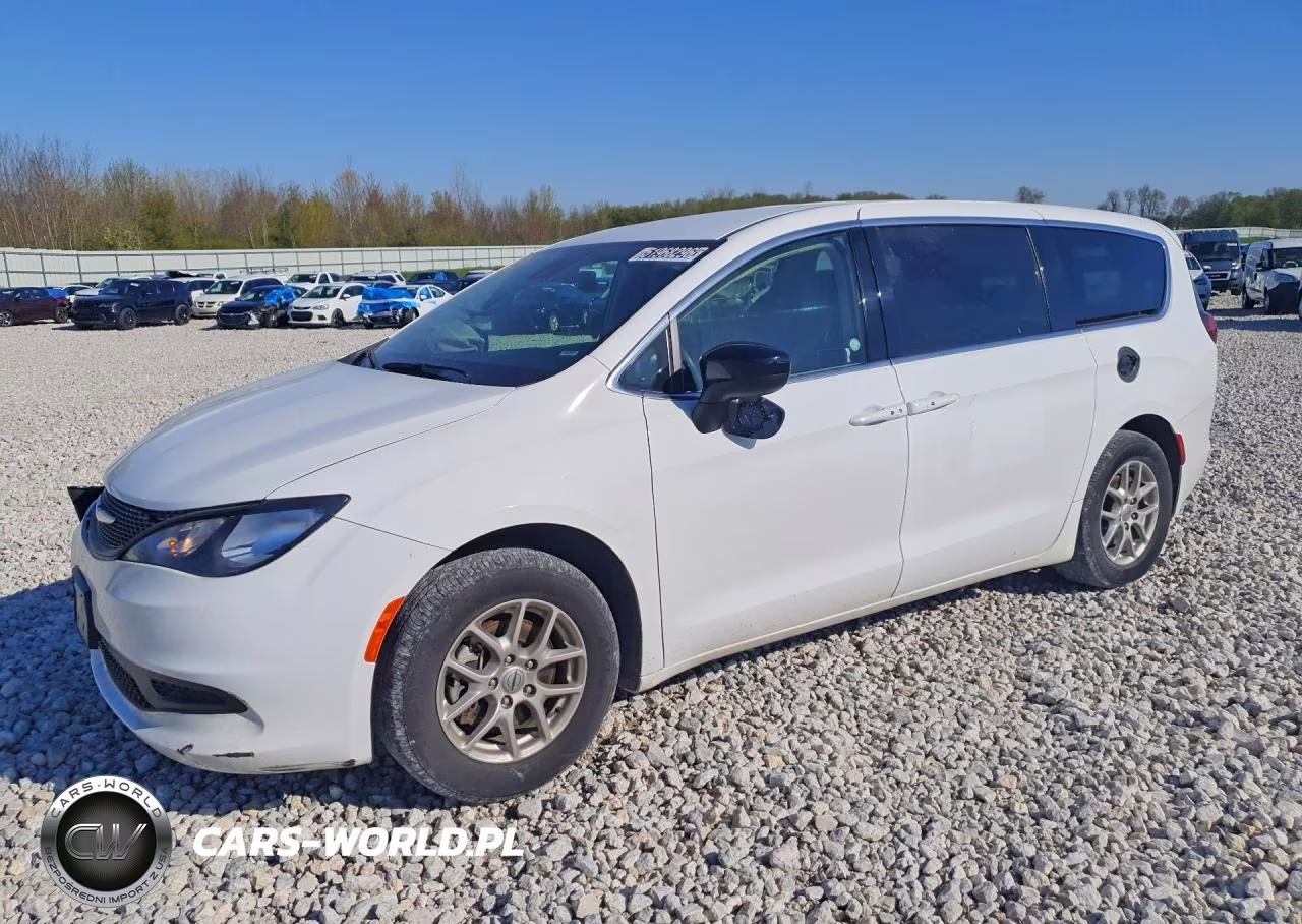 2024 Chrysler Voyager Lx