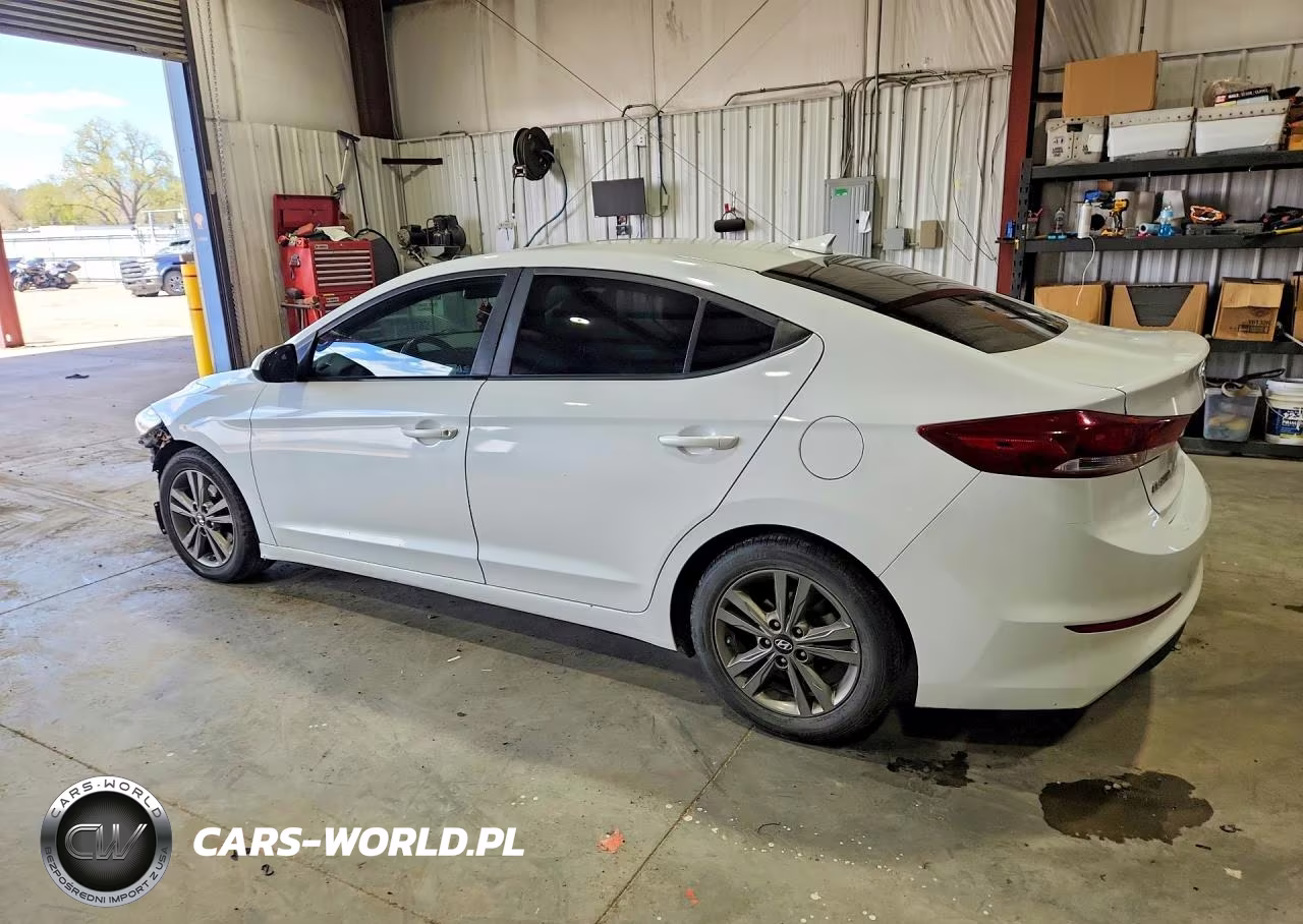 2018 Hyundai Elantra Sel VIN:5NPD84LF4JH303157 - 2