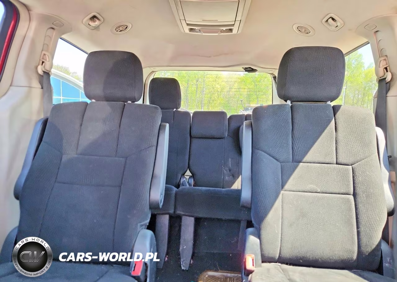 2012 Chrysler Town & Country Touring VIN:2C4RC1BG1CR106594 - 10