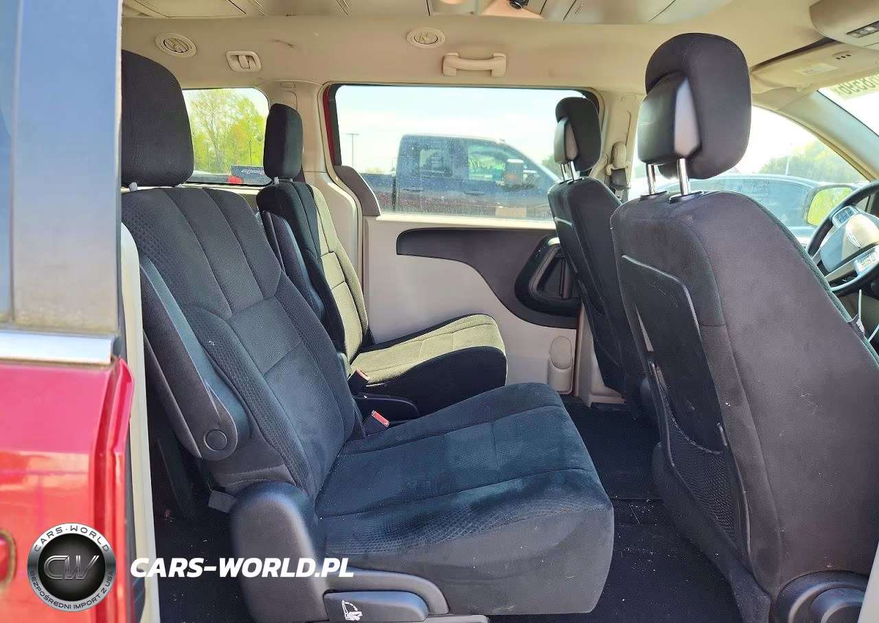 2012 Chrysler Town & Country Touring VIN:2C4RC1BG1CR106594 - 11