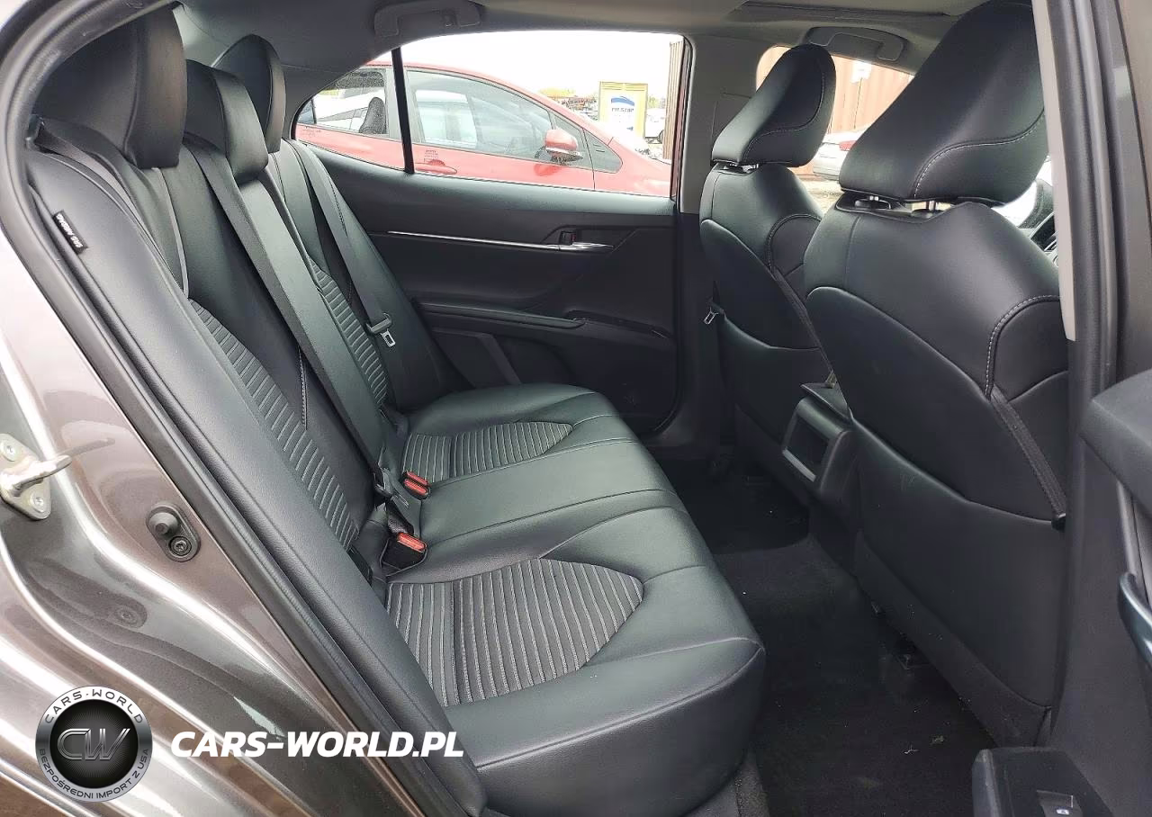 2019 Toyota Camry Se VIN:4T1B11HK2KU814952 - 10