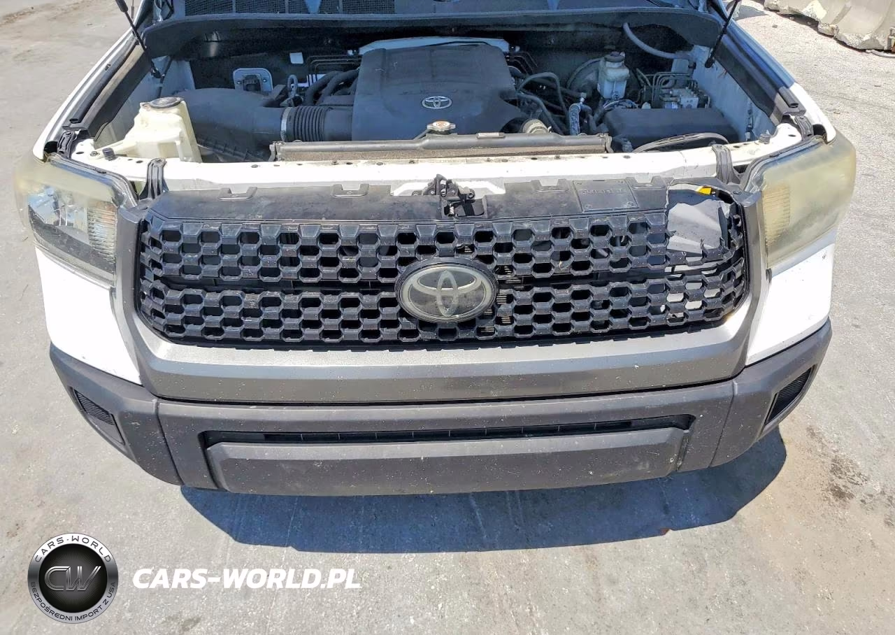 2018 Toyota Tundra Sr VIN:5TFRM5F19JX133695 - 11