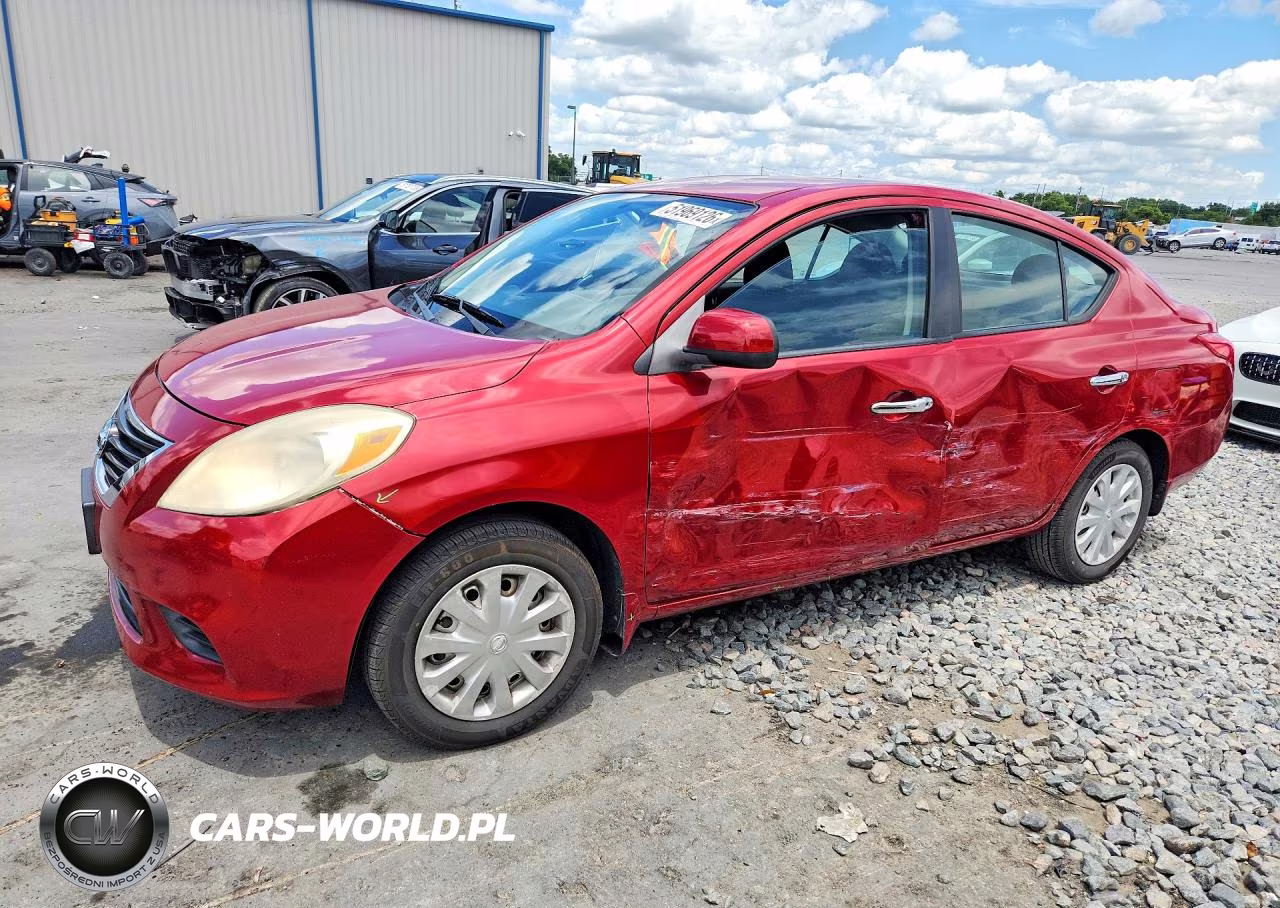 2012 Nissan Versa 1.6 S