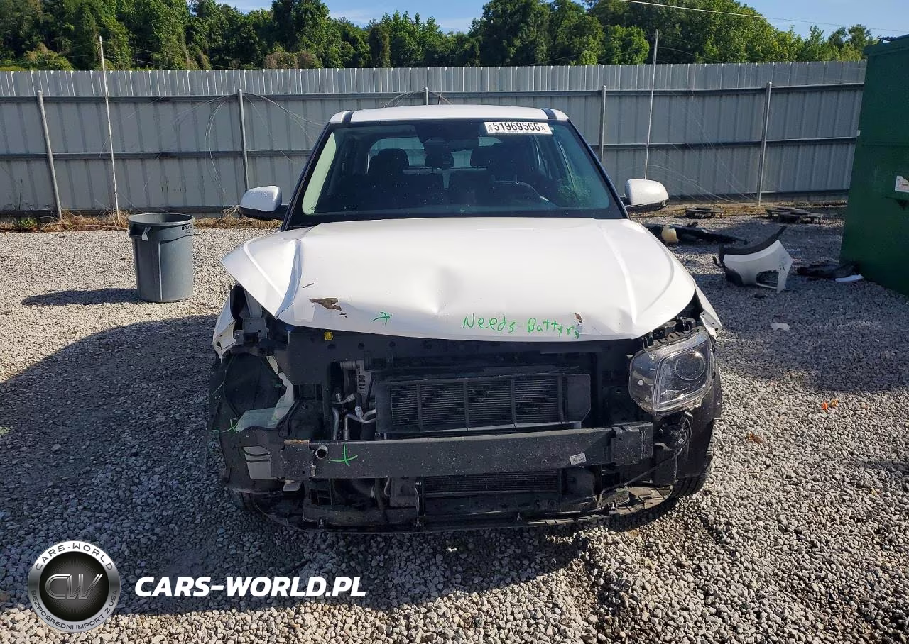 2023 Hyundai Venue Se VIN:KMHRB8A38PU220445 - 5