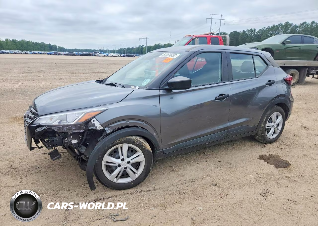 2024 Nissan Kicks S