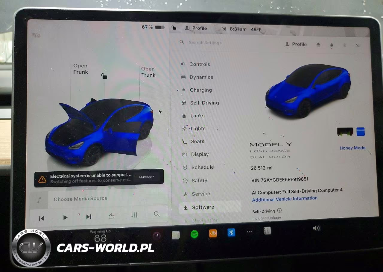 2023 Tesla Model Y VIN:7SAYGDEE6PF919851 - 9
