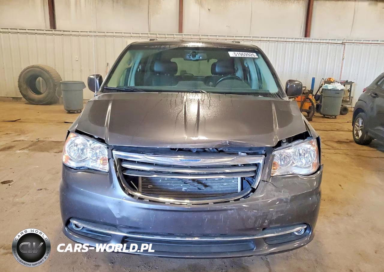 2016 Chrysler Town & Country Touring VIN:2C4RC1BG2GR207620 - 5