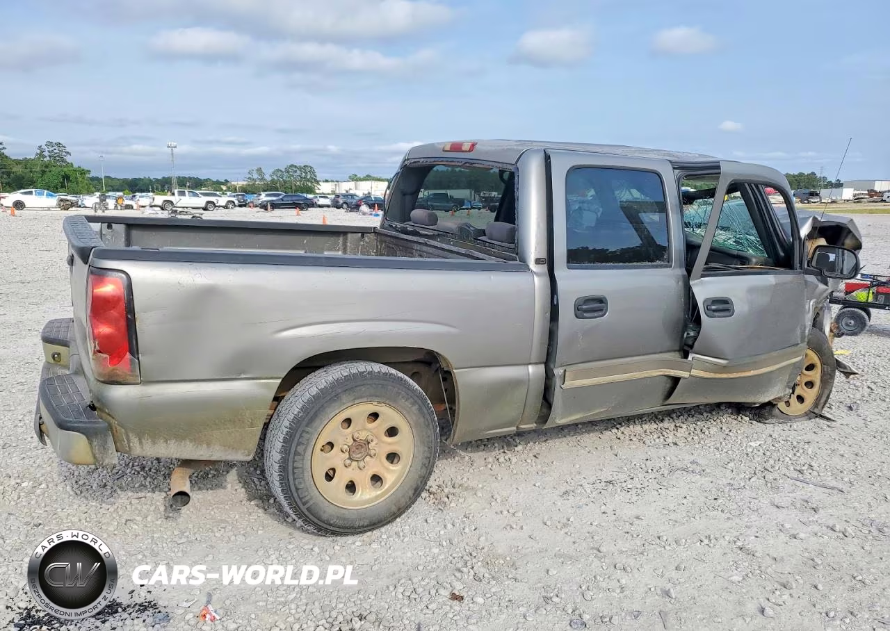 2007 Chevrolet Silverado C1500 Classic Crew Cab VIN:2GCEC13V271154959 - 3