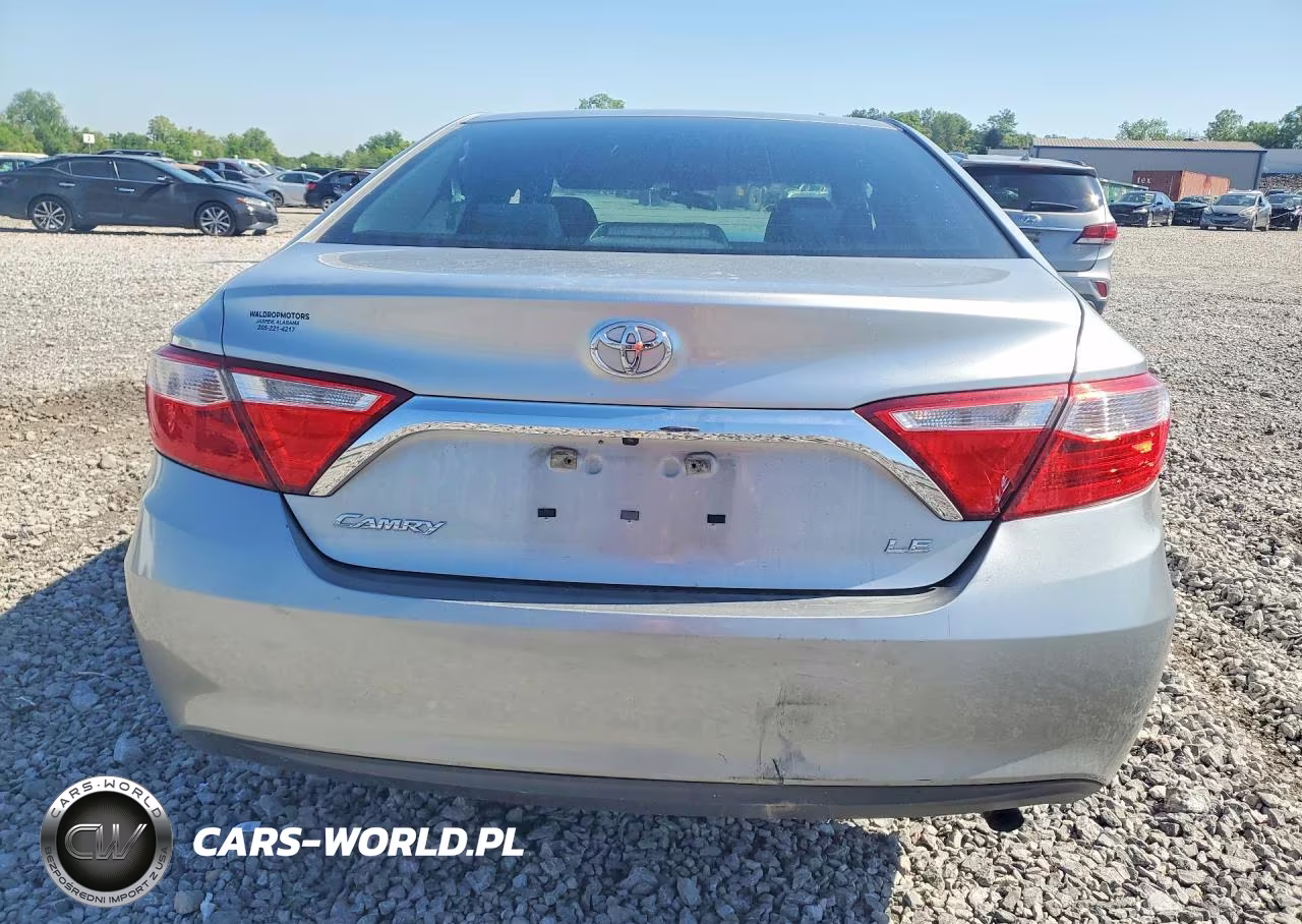 2016 Toyota Camry Le VIN:4T1BF1FK4GU170883 - 6