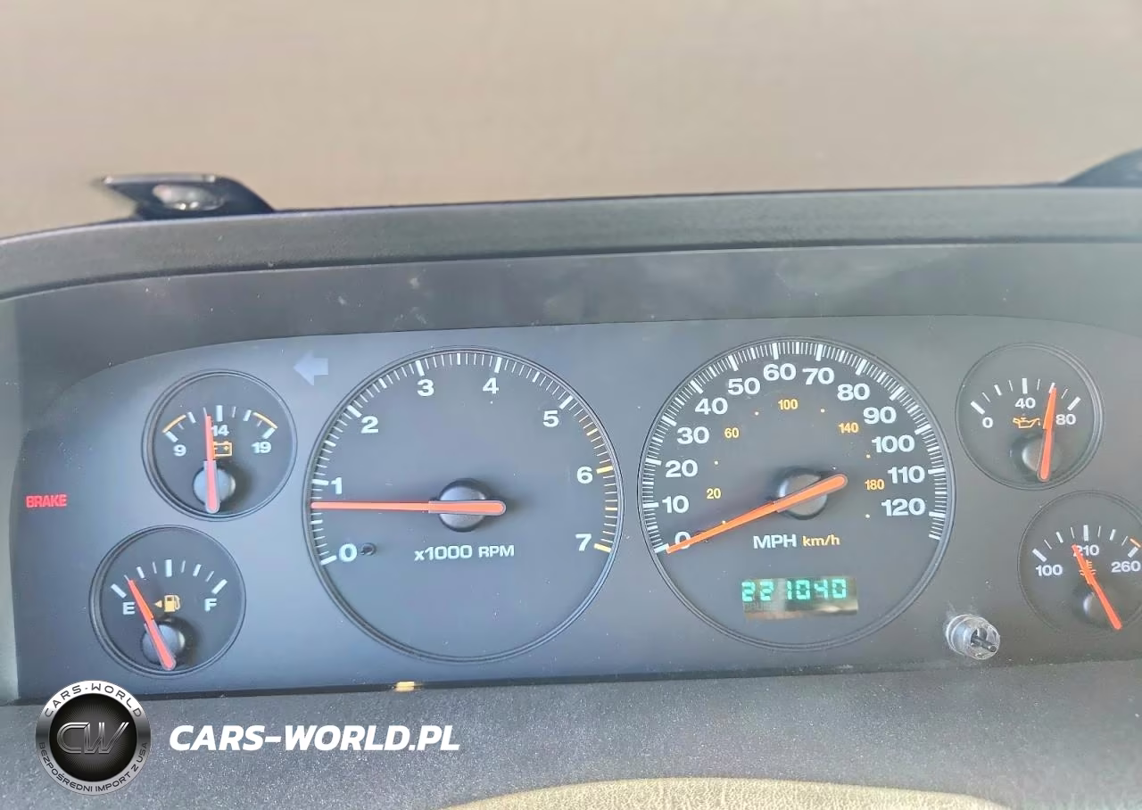 2001 Jeep Grand Cherokee Laredo VIN:1J4GW48SX1C570396 - 9