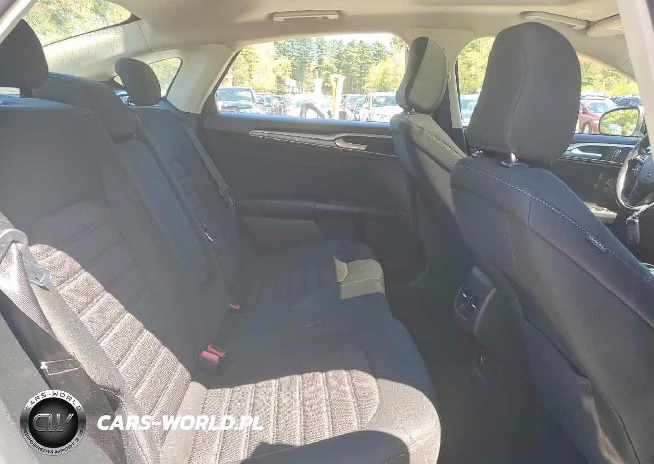 2020 Ford Fusion Se VIN:3FA6P0HD0LR150911 - 10