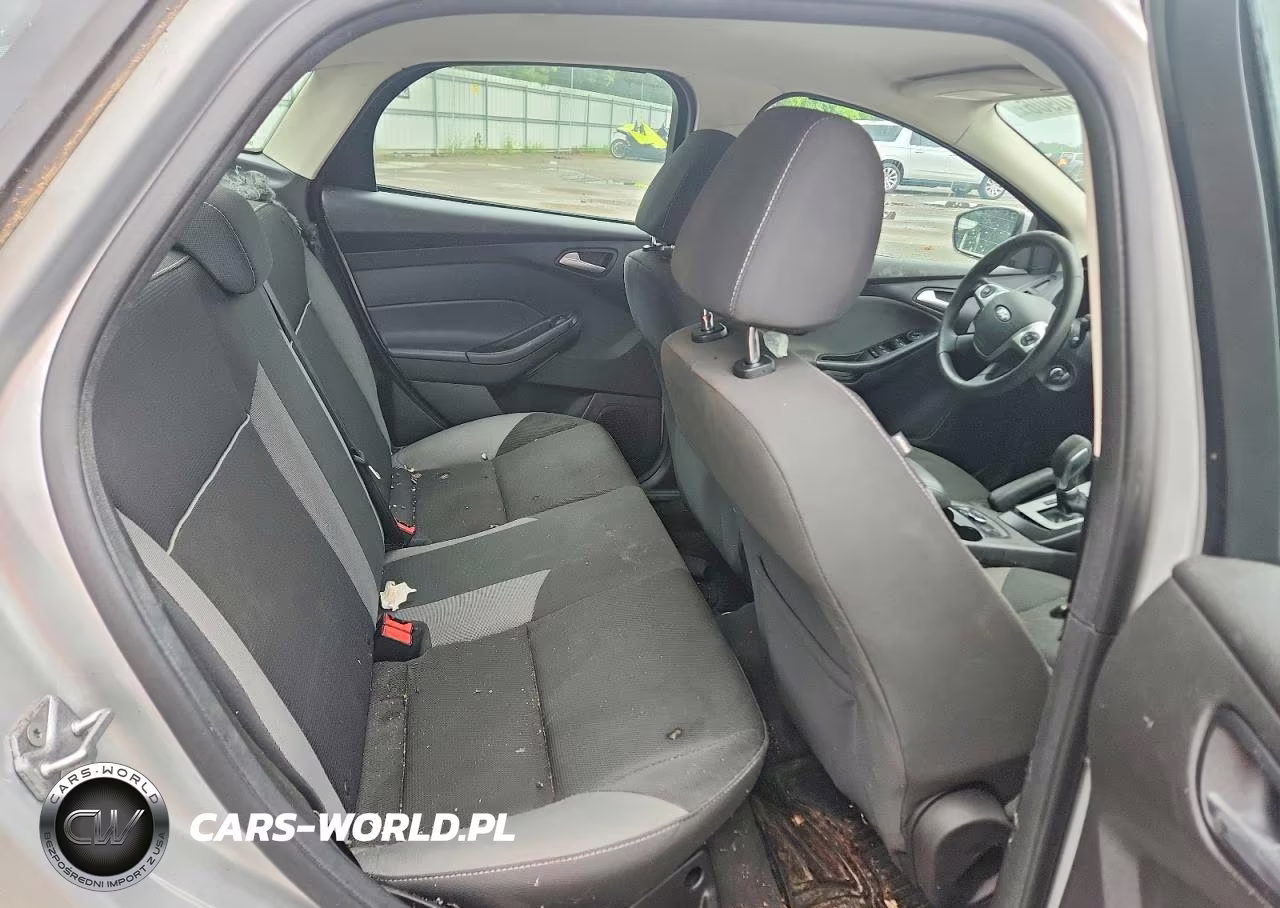 2014 Ford Focus Se VIN:1FADP3F21EL181404 - 10