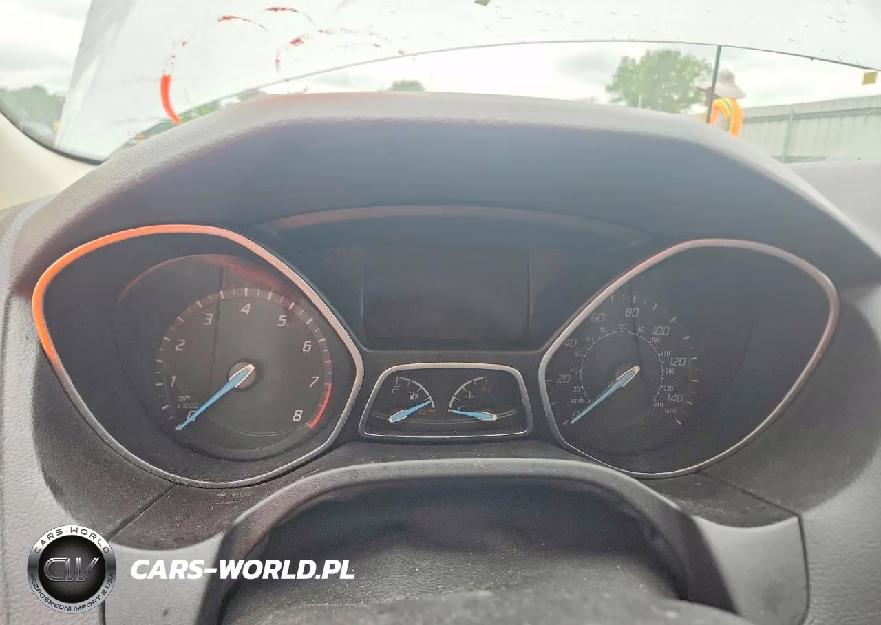 2014 Ford Focus Se VIN:1FADP3F21EL181404 - 9