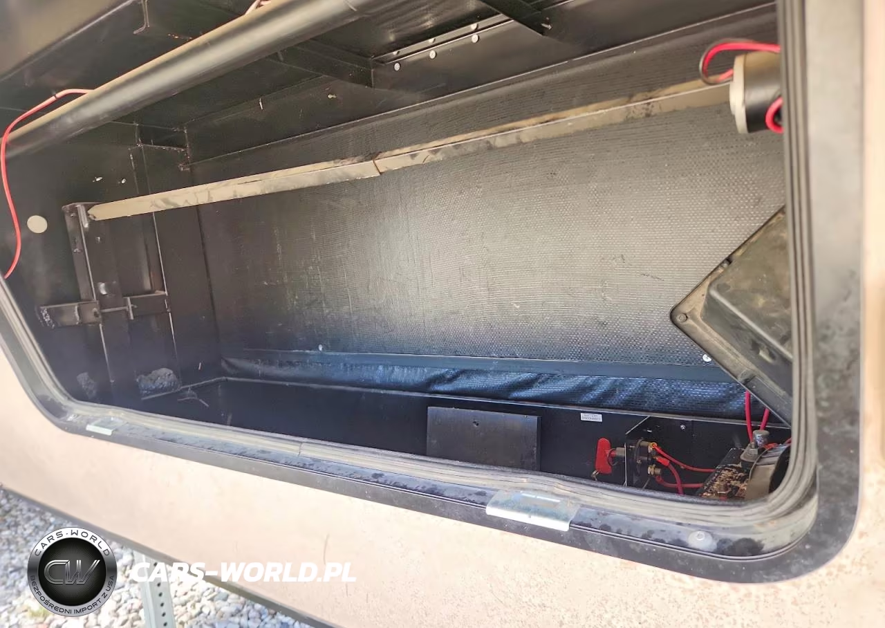 2018 Forest River Rockwood Camper VIN:4X4FRLC29J1883021 - 8