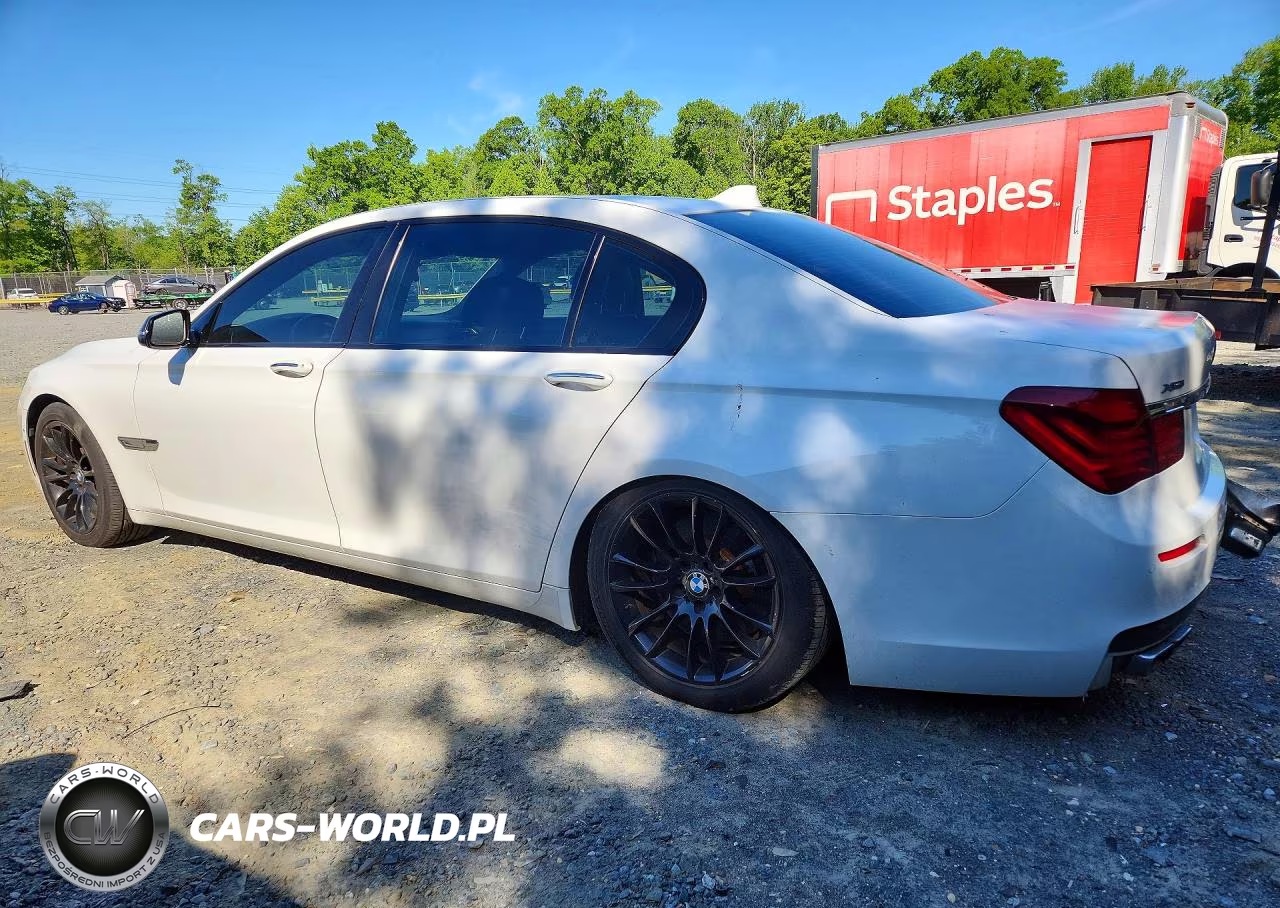 2015 BMW 750 Lxi VIN:WBAYF8C56FD654300 - 2