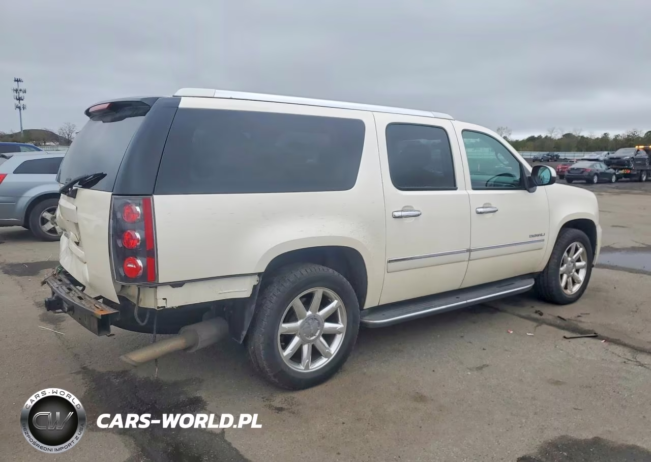 2010 GMC Yukon Xl Denali VIN:1GKUKMEF7AR138412 - 3
