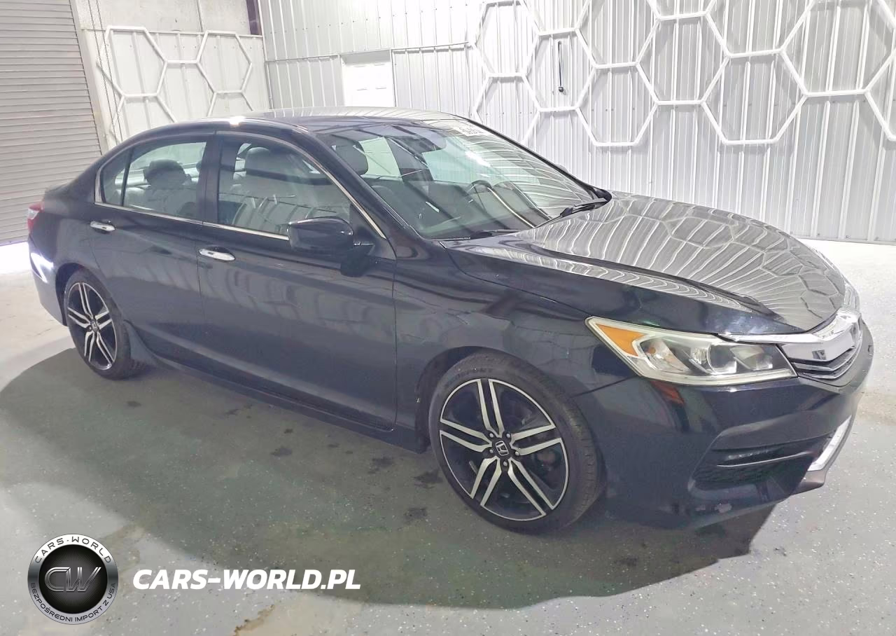 2017 Honda Accord Sport VIN:1HGCR2F56HA268334 - 4
