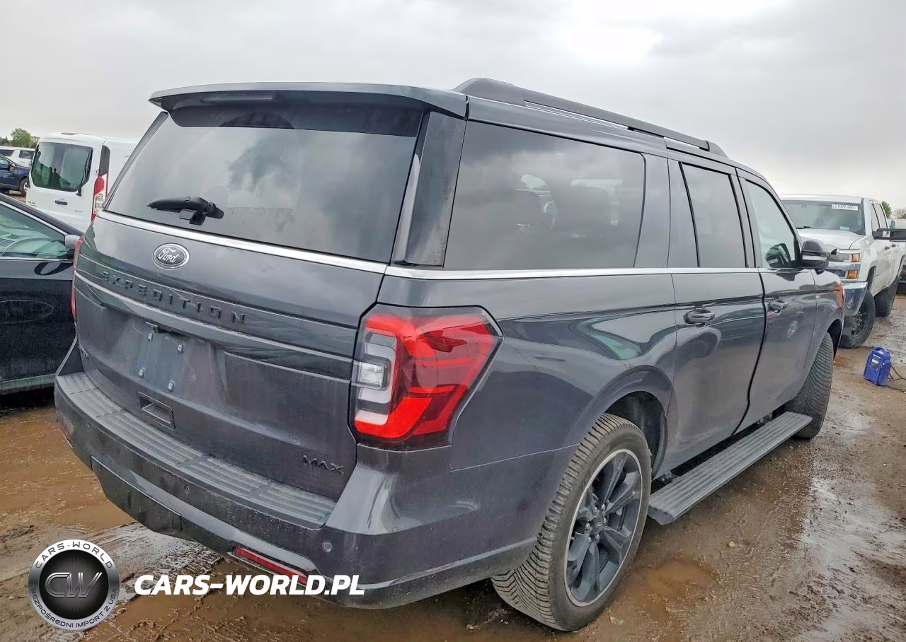 2023 Ford Expedition Max Limited VIN:1FMJK2AG2PEA33497 - 3