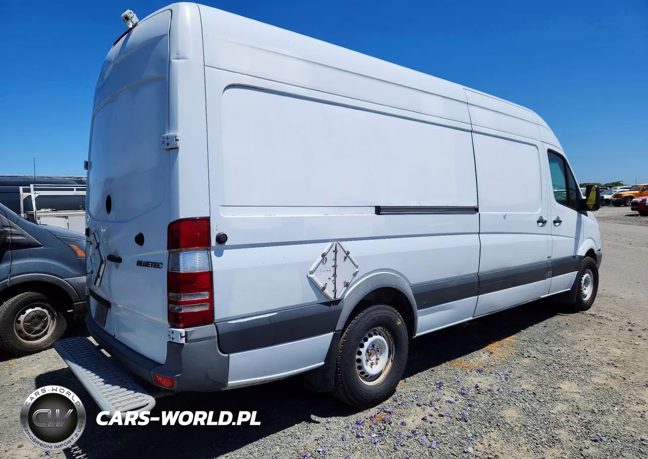 2012 Mercedes-Benz Sprinter 2500 VIN:WD3PE8CB3C5711804 - 3