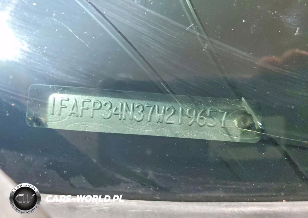 2007 Ford Focus Zx4 VIN:1FAFP34N37W219657 - 12