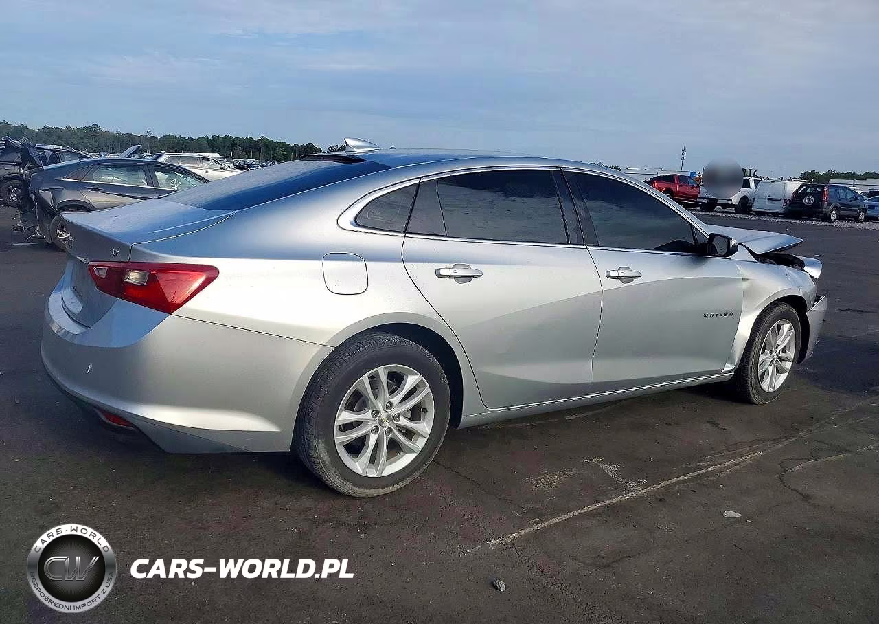 2018 Chevrolet Malibu Lt VIN:1G1ZD5STXJF140368 - 3