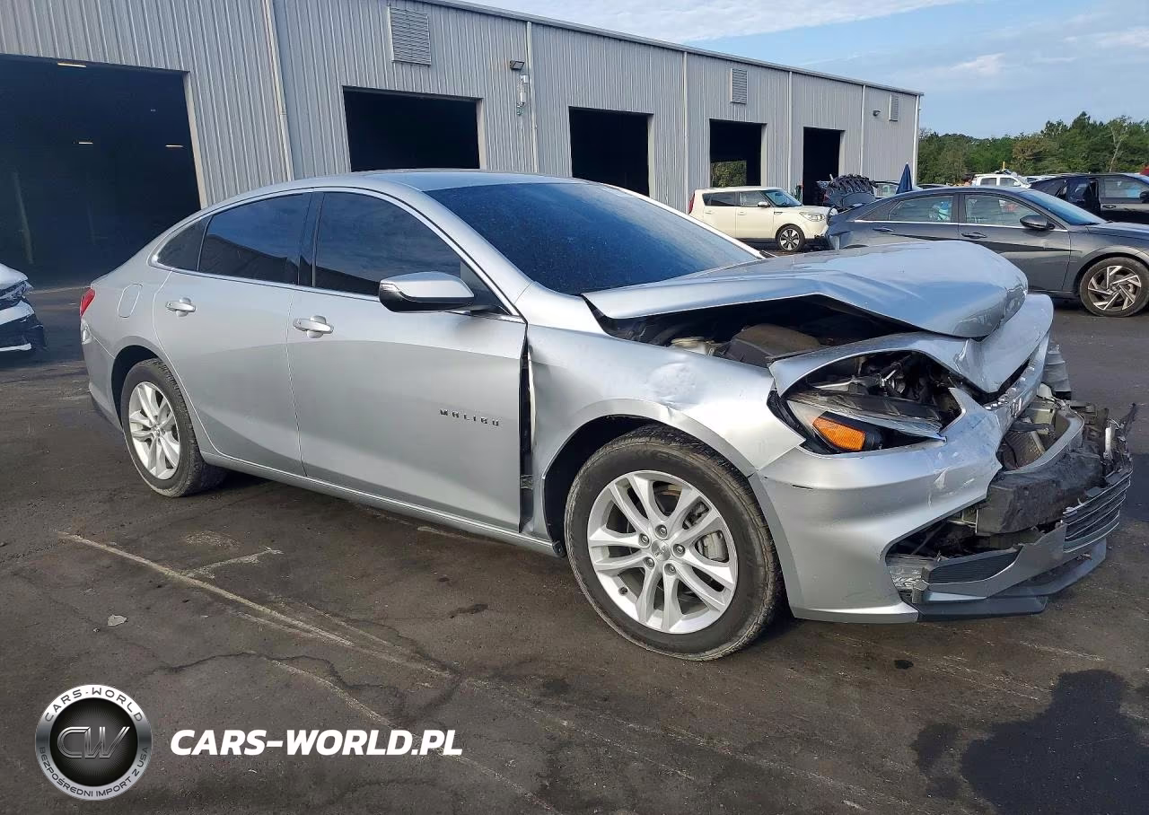 2018 Chevrolet Malibu Lt VIN:1G1ZD5STXJF140368 - 4